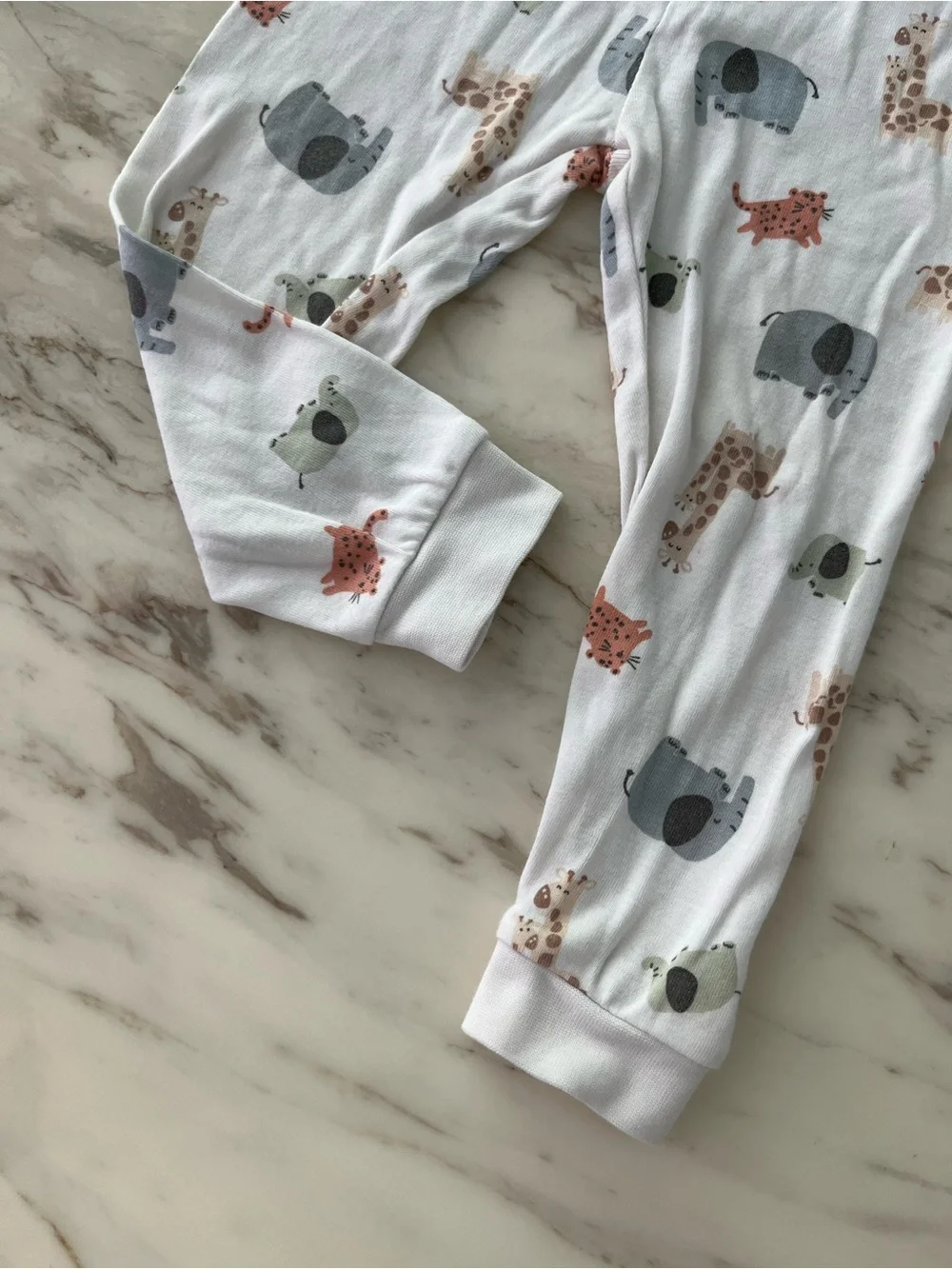H&M White Kids Pajama Set with Gray Elephants and Multi-Colored Animal Prints